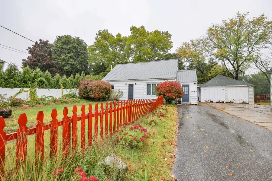 4 Markar Street, Nashua, NH 03060 - #2