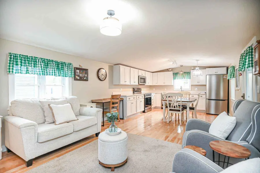 18 Seabreeze Drive, North Hampton, NH 03862 - #3