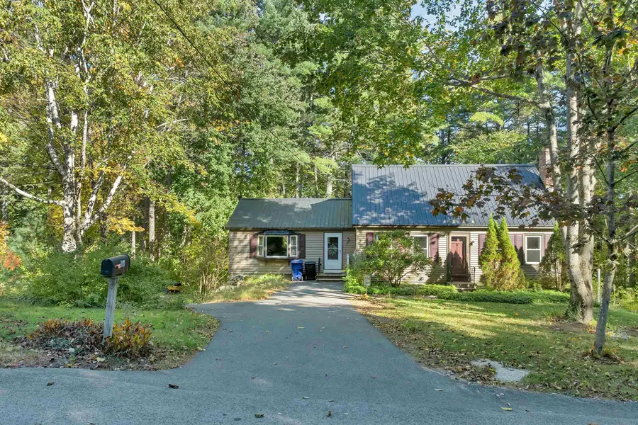 37 Beechwood Road, Hudson, NH 03051 - #3