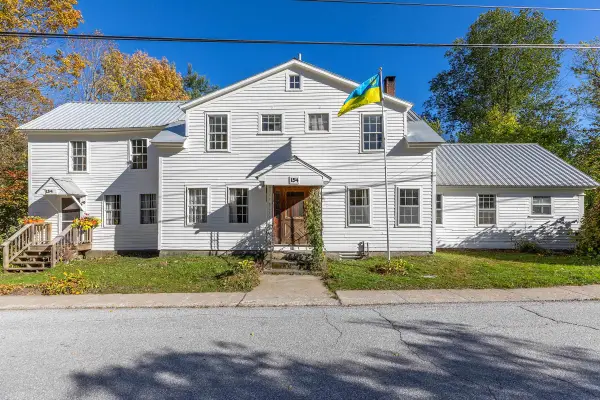 154 Depot Street, Jamaica, VT 05343