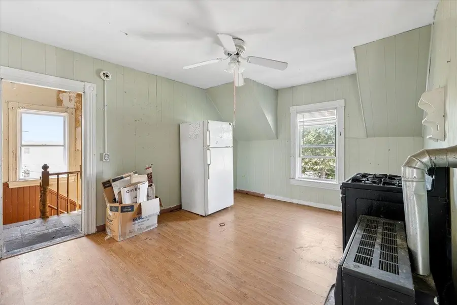 223 Green Street, Manchester, NH 03103 - #3