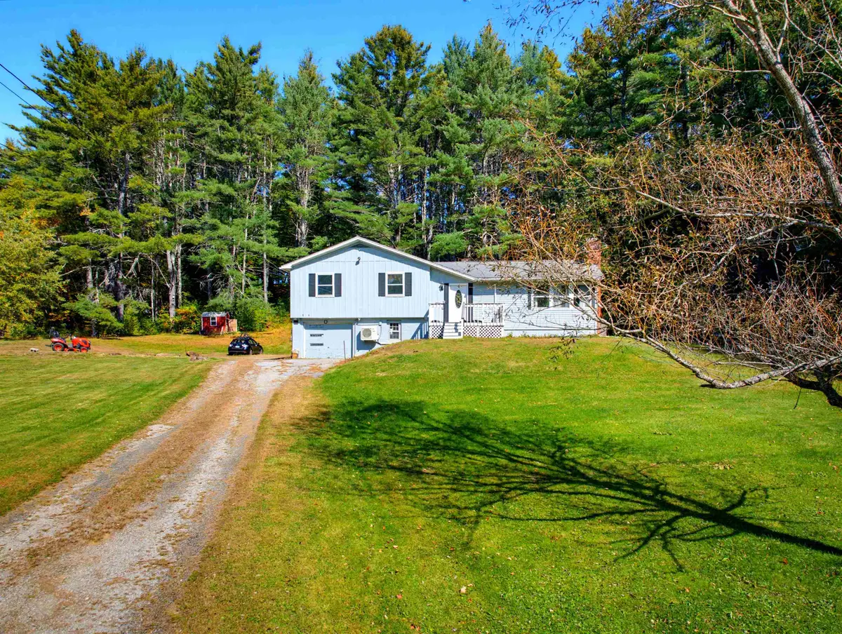 204 High Street, Boscawen, NH 03303 - #1