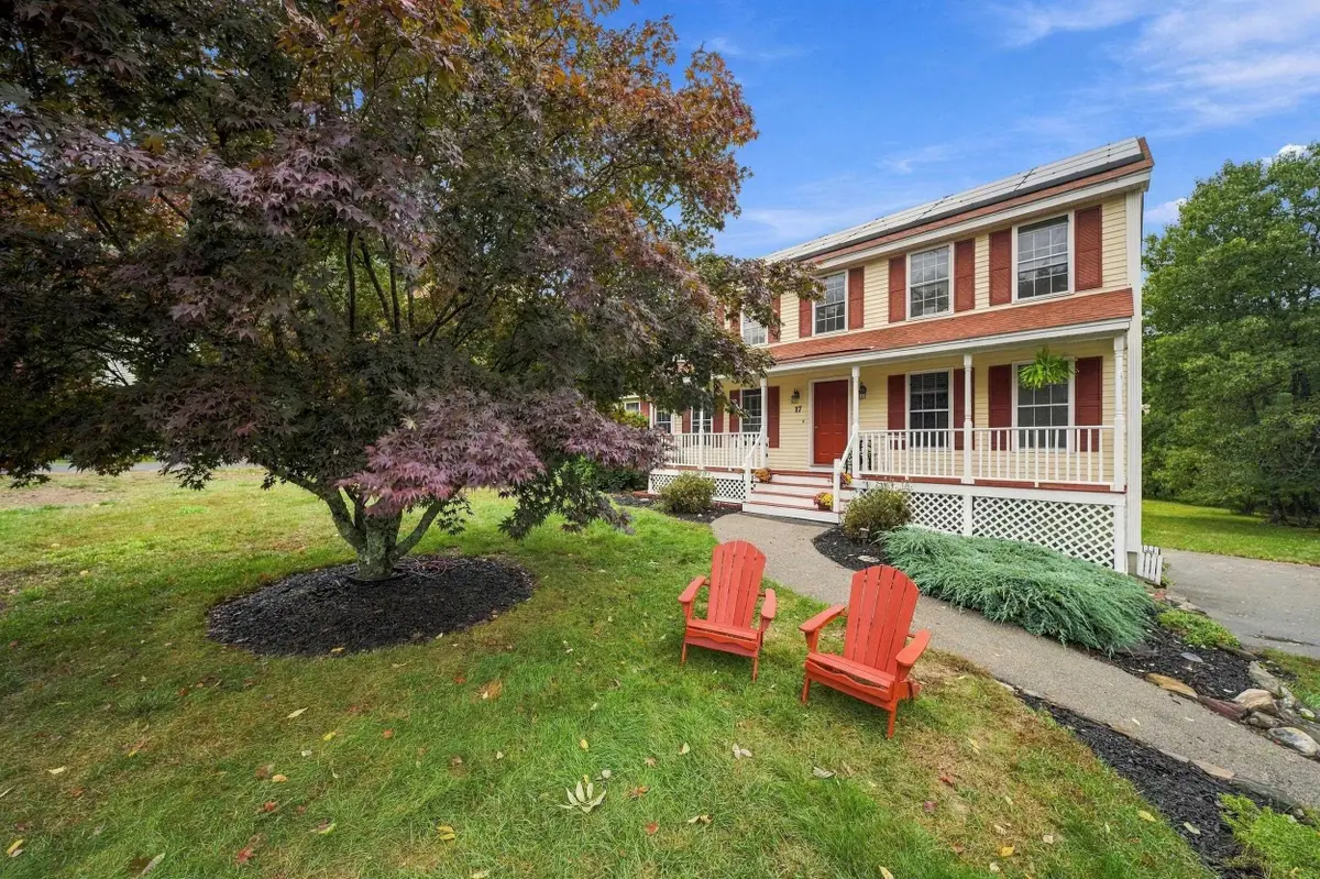 17 Willow Street, Derry, NH 03038 - #1