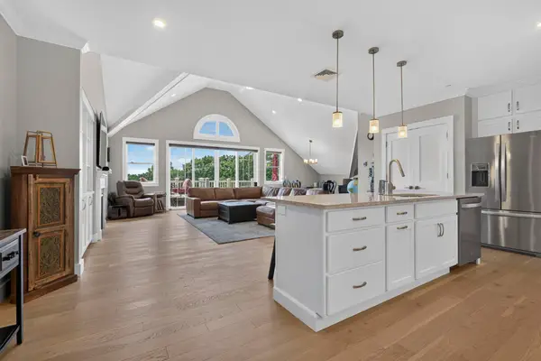 7 Longview Drive #404, Atkinson, NH 03811