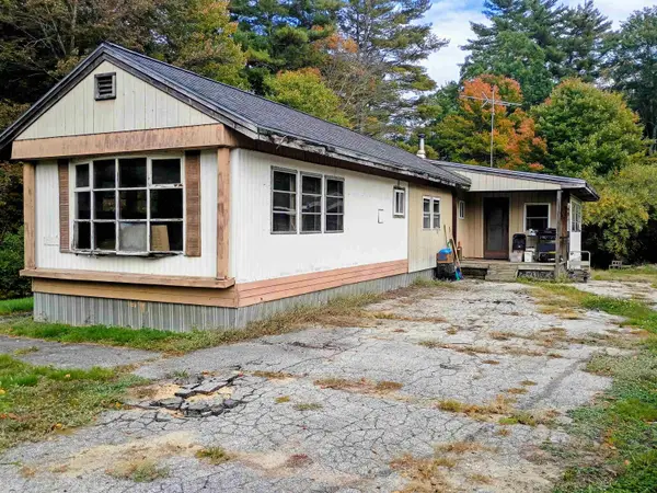 8 Darren Drive, Raymond, NH 03077