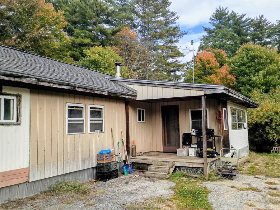 8 Darren Drive, Raymond, NH 03077 - #2