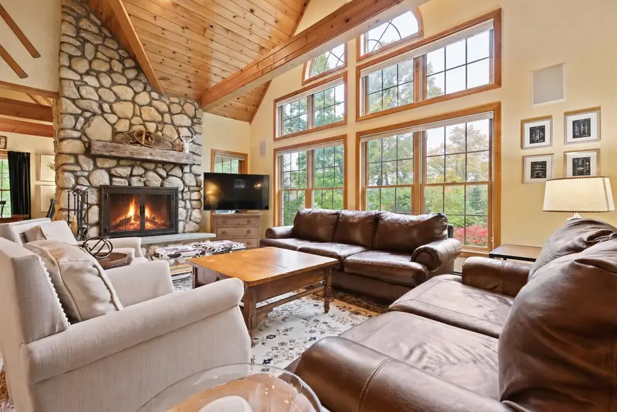 33 Old Ridge Road, Winhall, VT 05340 - #2