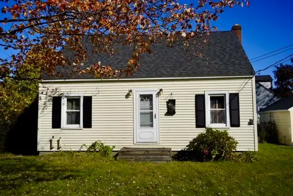 416 Porters Point Road, Colchester, VT 05446