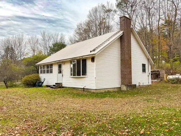 1516 VT-RTE 113, West Fairlee, VT 05083