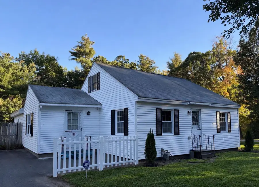 109 Highland Street, Hudson, NH 03051 - #3