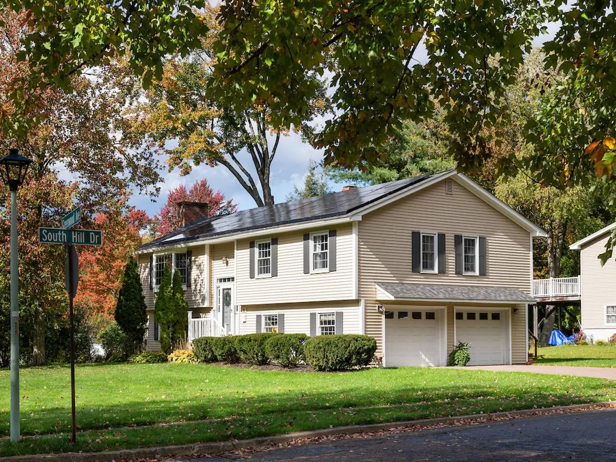 16 Greenwood Avenue, Essex Junction, VT 05452 - #1