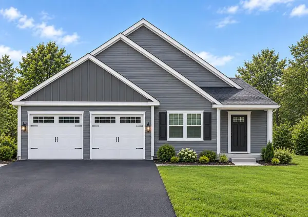 17 Atkinson Circle #6, Hudson, NH 03051