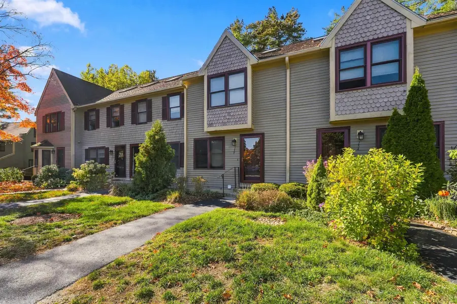 152 Bartemus Trail #Unit 72, Nashua, NH 03063 - #2