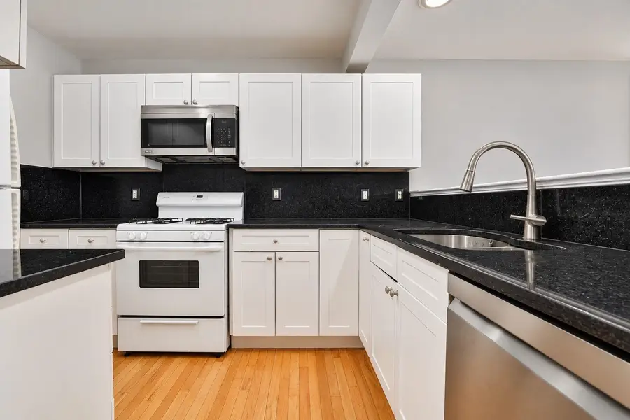 67 Barrington Avenue, Nashua, NH 03062 - #2