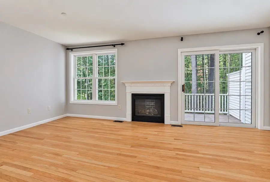 67 Barrington Avenue, Nashua, NH 03062 - #3