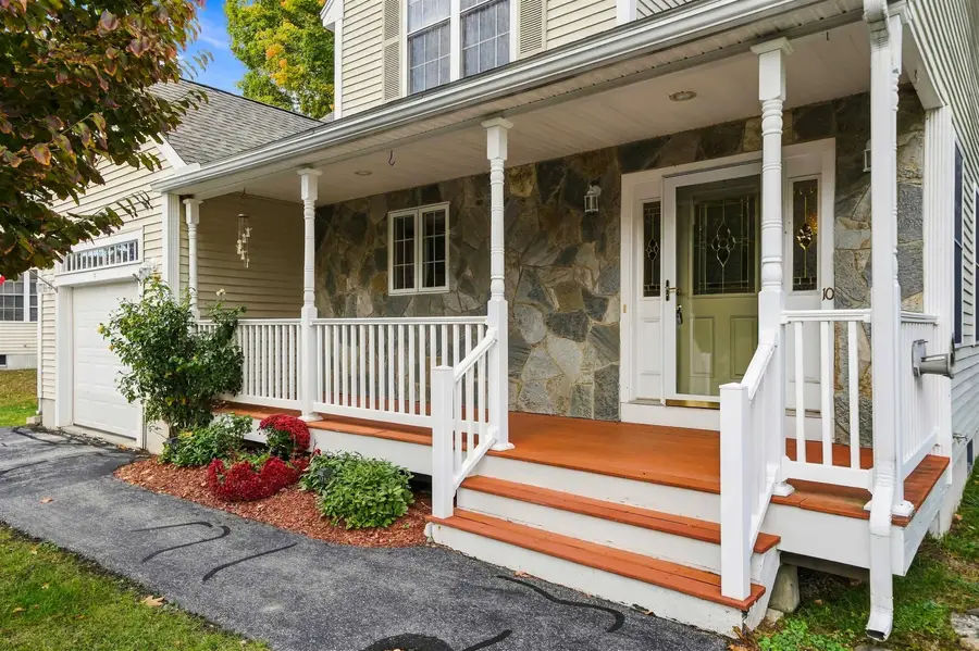 10 Nicolls Circle, Hudson, NH 03051 - #2