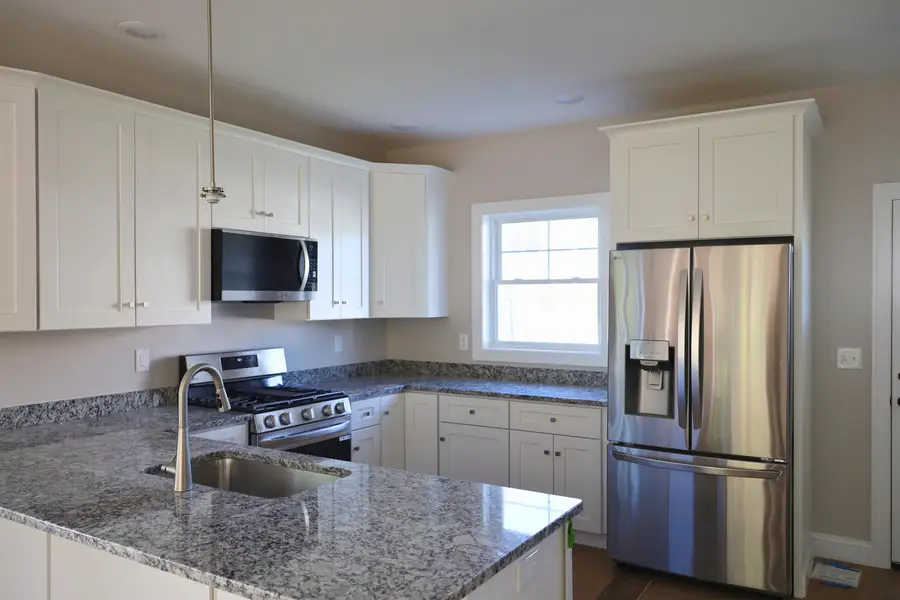 6 Hikers Lane, Nashua, NH 03062 - #2