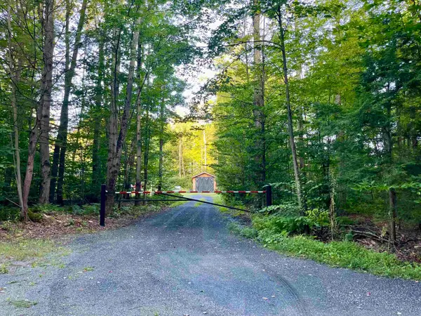 90 Hidden Springs Lane, Wells, VT 05774
