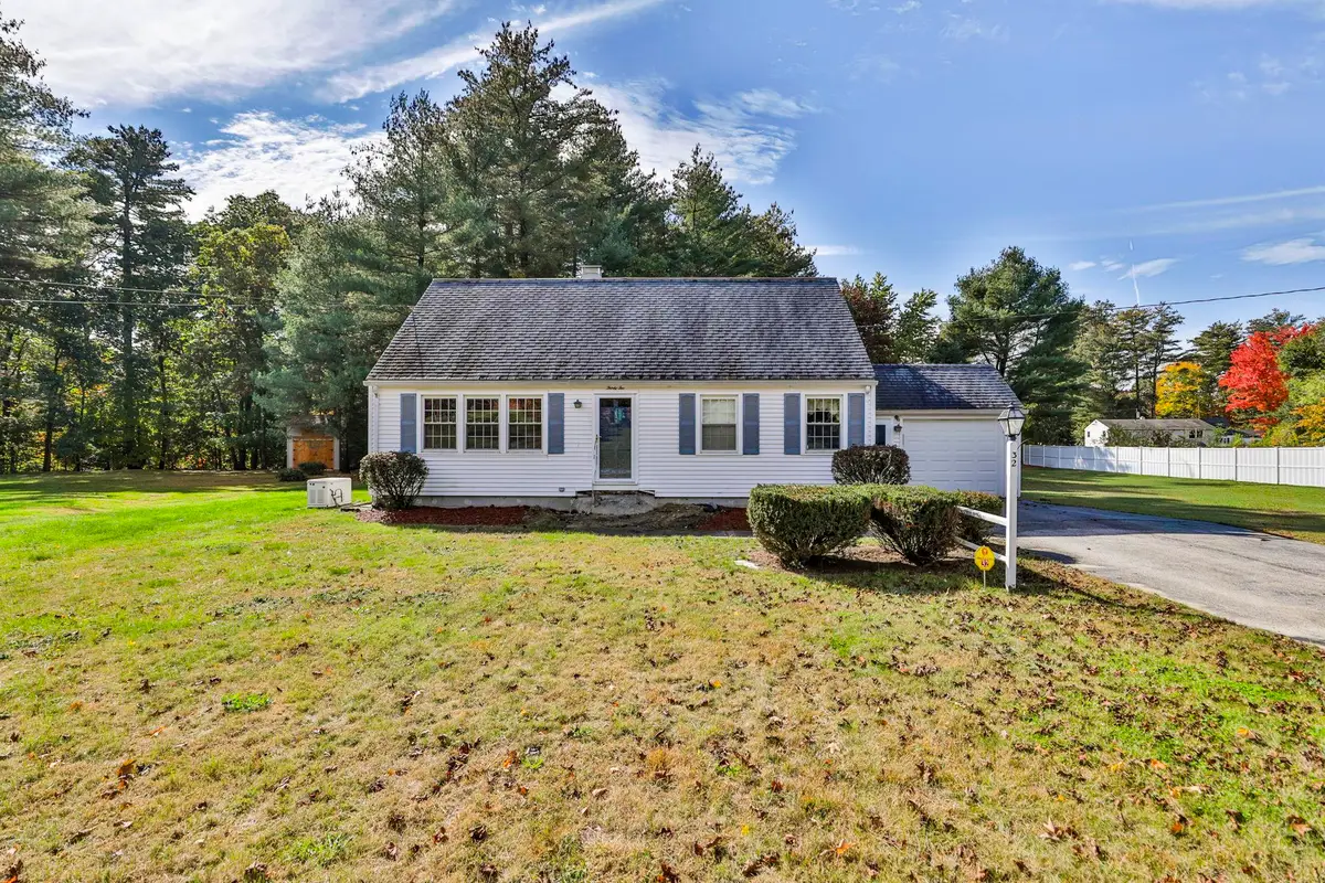 32 Greeley Street, Hudson, NH 03051 - #1