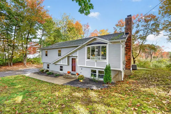 38 Twinbrook Avenue, Salem, NH 03079