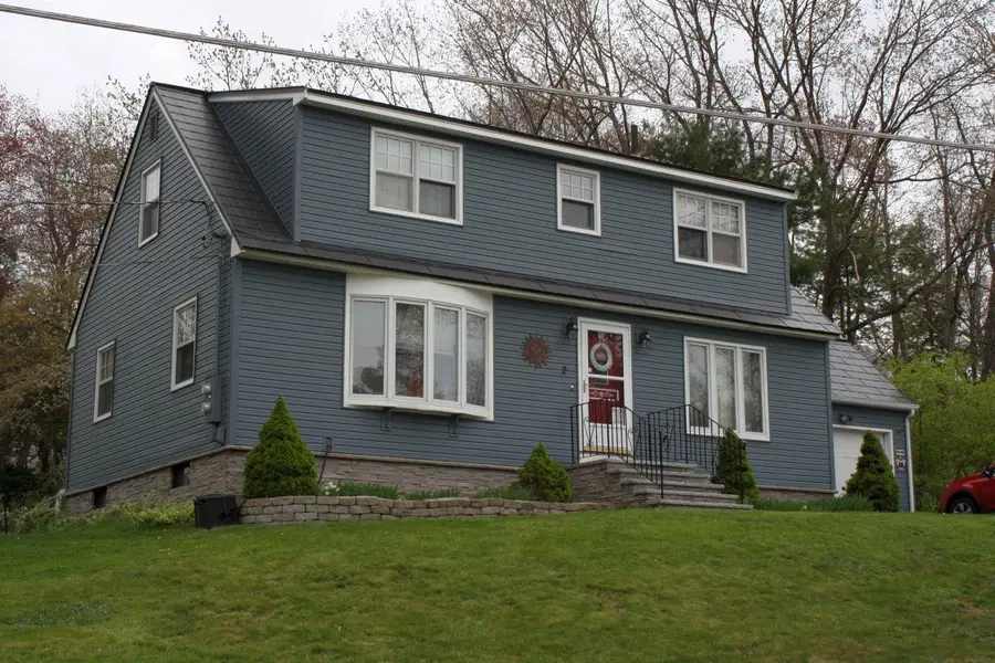 2 Oakdale Avenue, Nashua, NH 03062 - #2