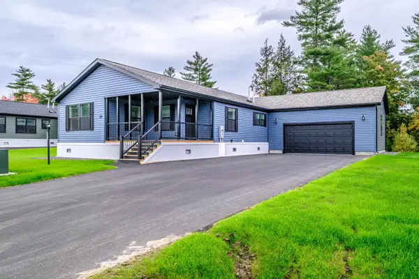 59 Diamondback Drive, Rochester, NH 03868