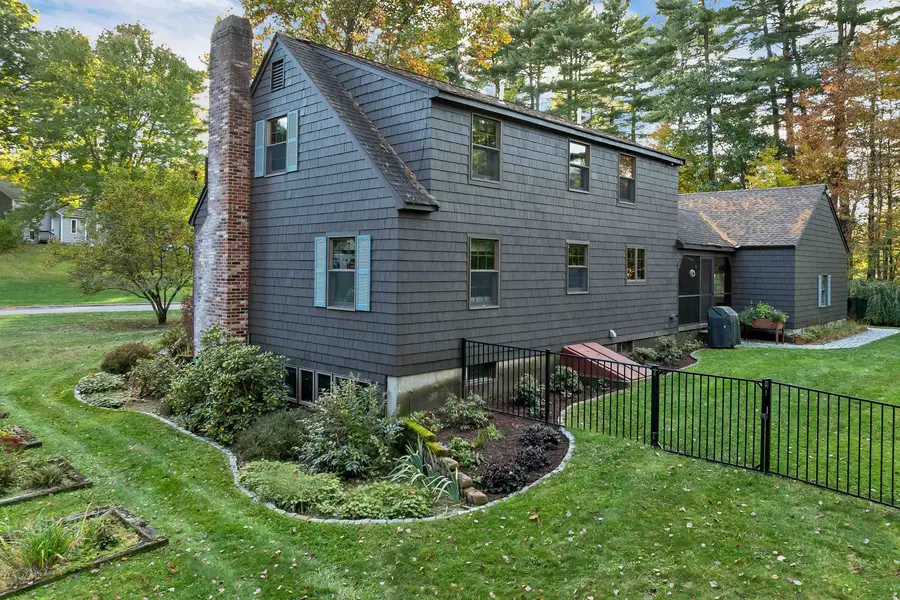 16 French Court, Merrimack, NH 03054 - #3