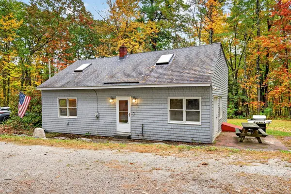 379 Tirrell Hill Road, Goffstown, NH 03045