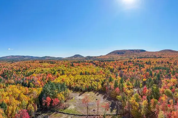 791 West Road, Bradford, NH 03221