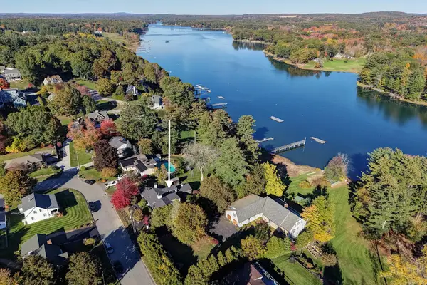 12 Roberts Road, Dover, NH 03820