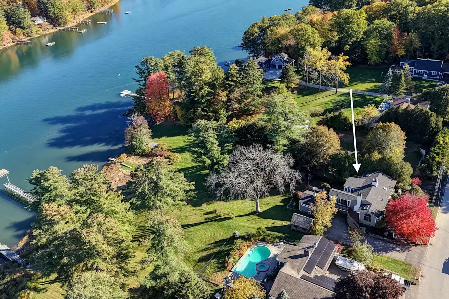 12 Roberts Road, Dover, NH 03820 - #3