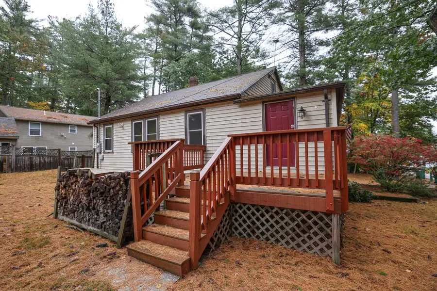 13 Second Street, Kingston, NH 03848 - #3