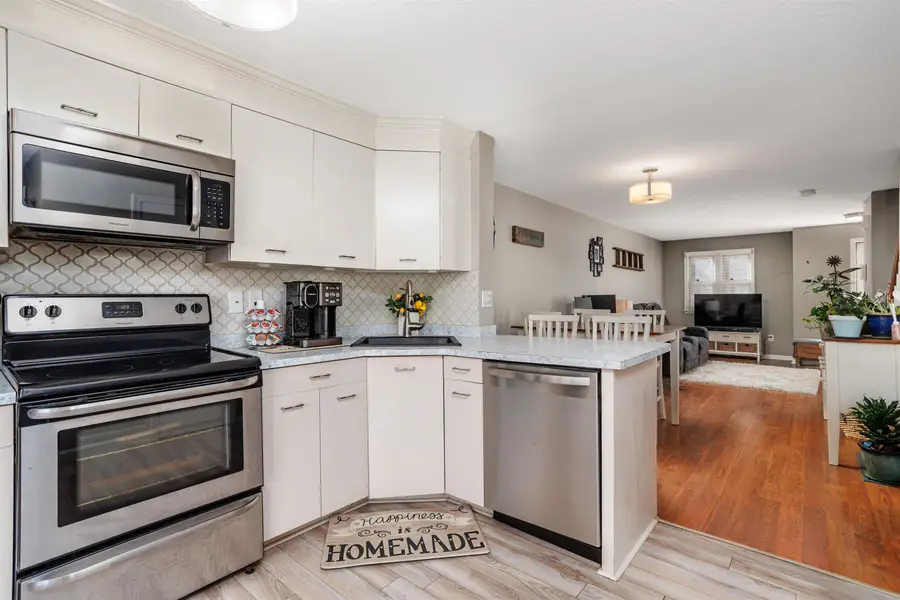 426 Fox Hollow Way, Manchester, NH 03104 - #2