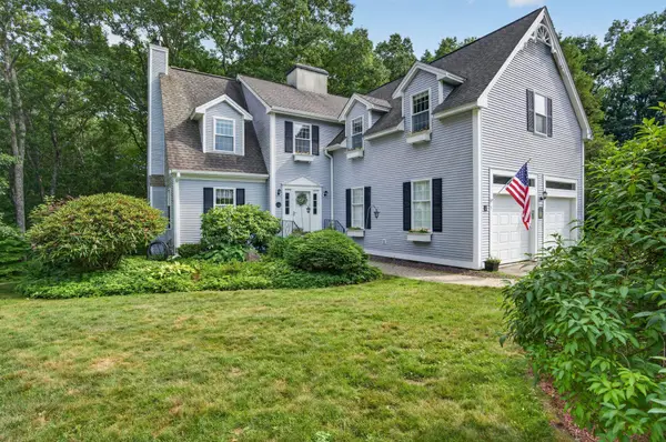 5 Suffolk Park, Nashua, NH 03063