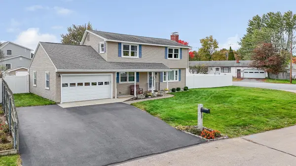 8 Aztec Road, Nashua, NH 03063