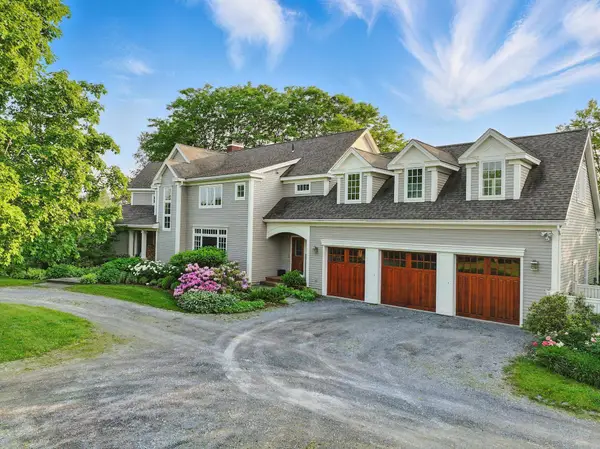 323 Upper Old Town Trail, Charlotte, VT 05445