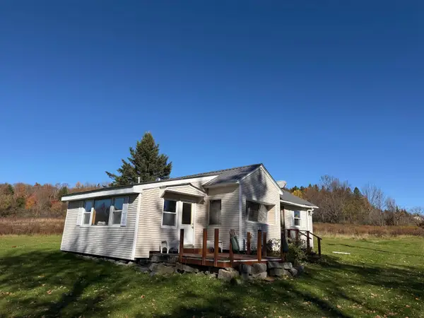 939 Williams Road, Morgan, VT 05853