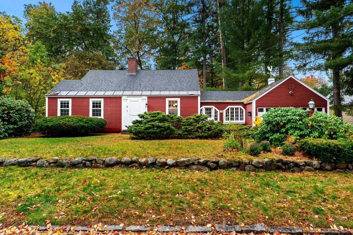 135 Walnut Hill Avenue, Manchester, NH 03104 - #1