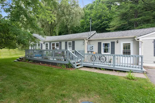 225 Bean Road, Colchester, VT 05446