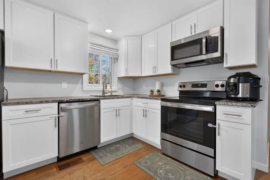 120 Mooresville Road, Manchester, NH 03103 - #2
