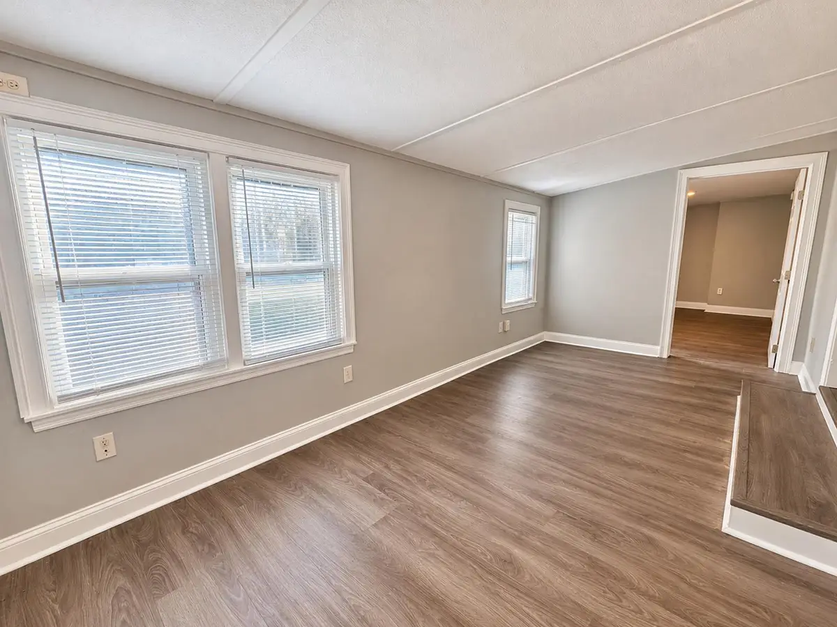 39 Avenue C, Burlington, VT 05408 - #1