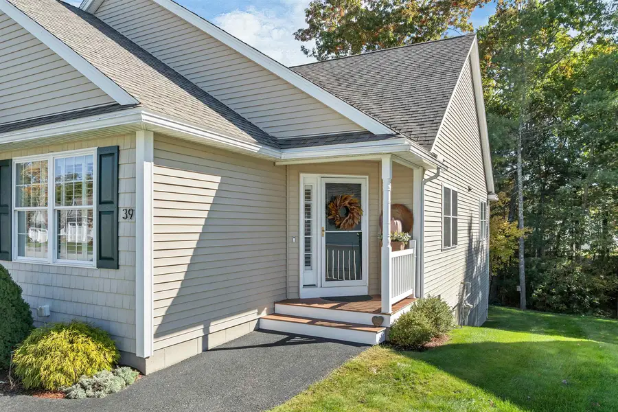 39 Brody Lane, Hudson, NH 03051 - #3