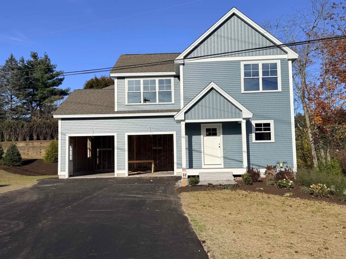 32 Farmington Road, Nashua, NH 03060 - #1