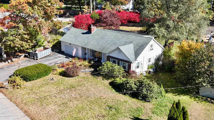 3 Cardinal Drive, Hudson, NH 03051 - #3