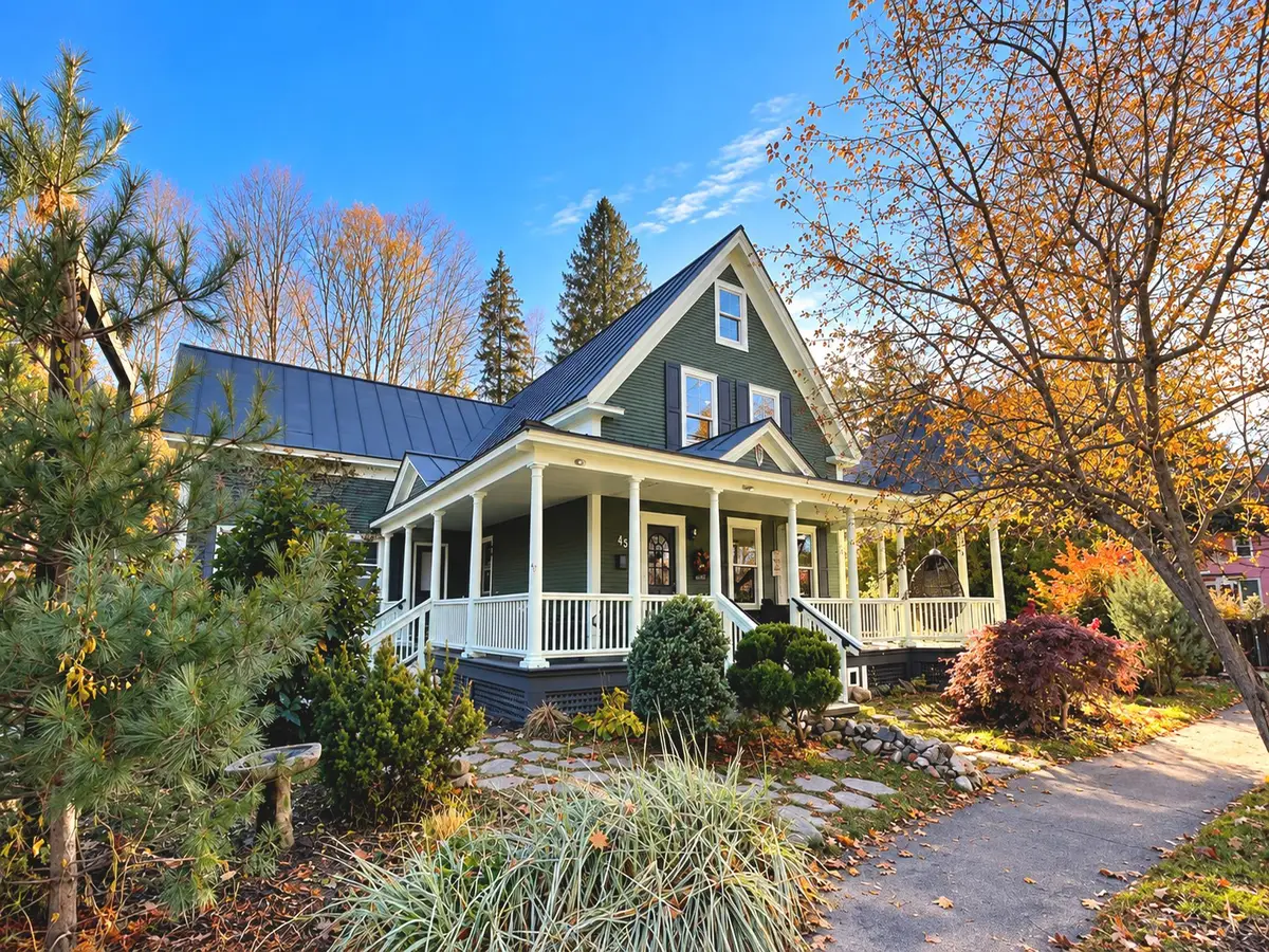 45 Pleasant Street, Woodstock, VT 05091 - #1