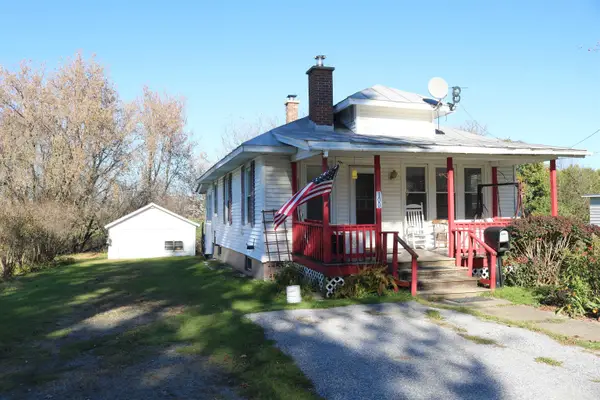 100 Dewey Street, Richford, VT 05476