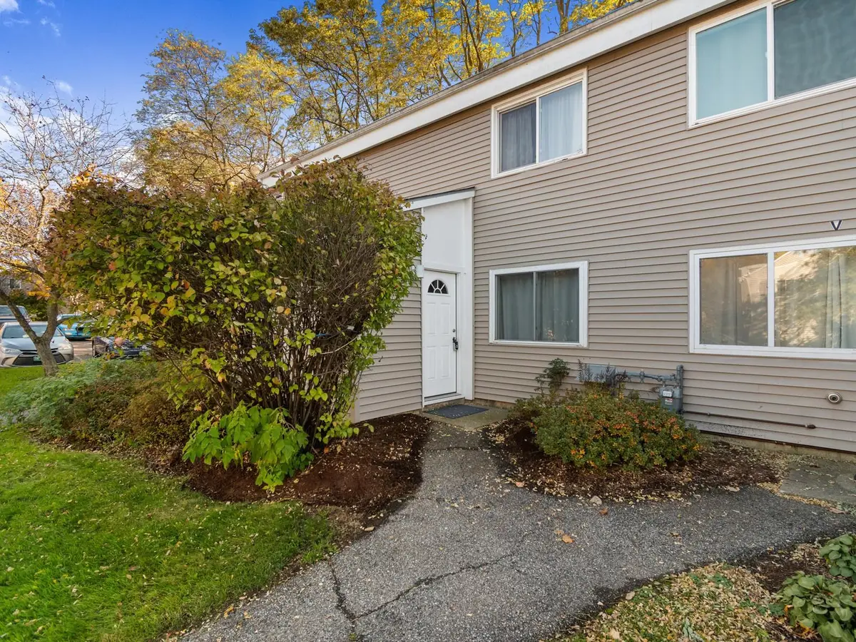 O7 Grandview Drive, South Burlington, VT 05403 - #1