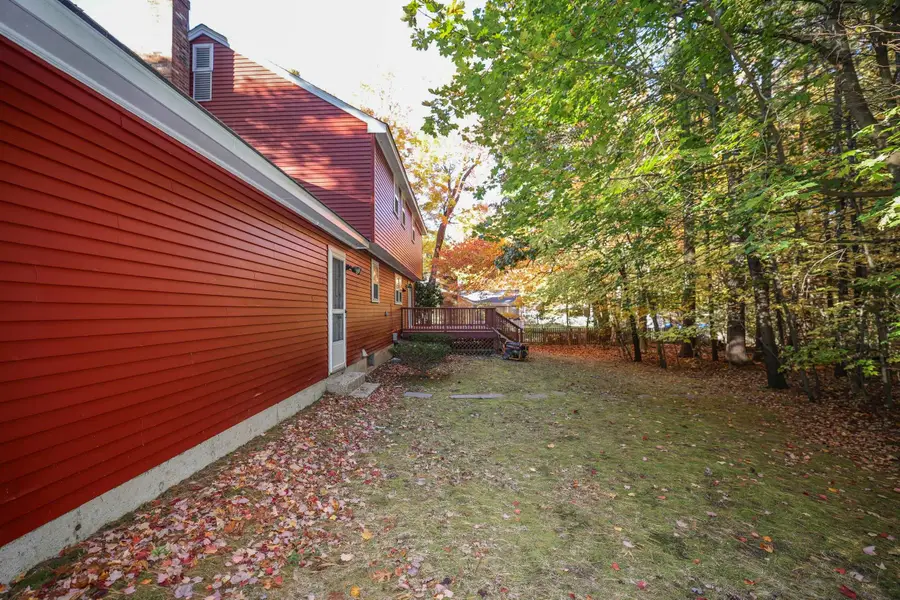 10 Chaucer Road, Nashua, NH 03062 - #3