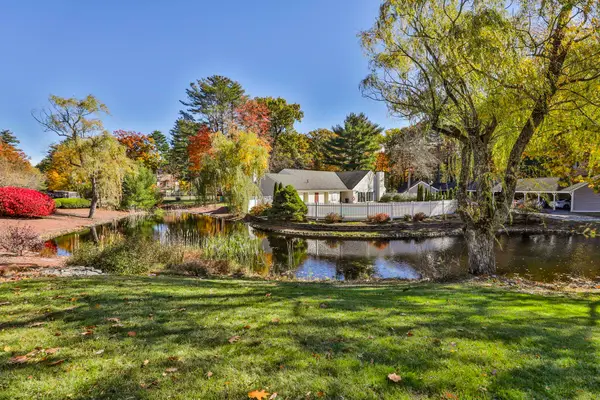 9 Northbrook Drive #903, Manchester, NH 03102