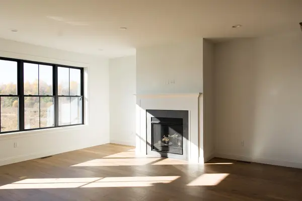 73 Liberty Lane, South Burlington, VT 05403